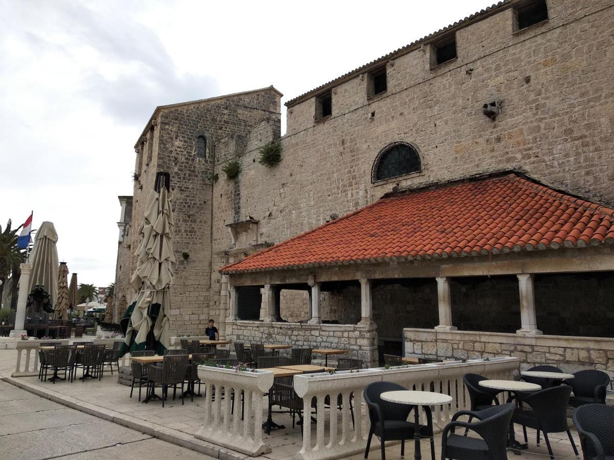 Kiwi Apartment Trogir Exterior photo