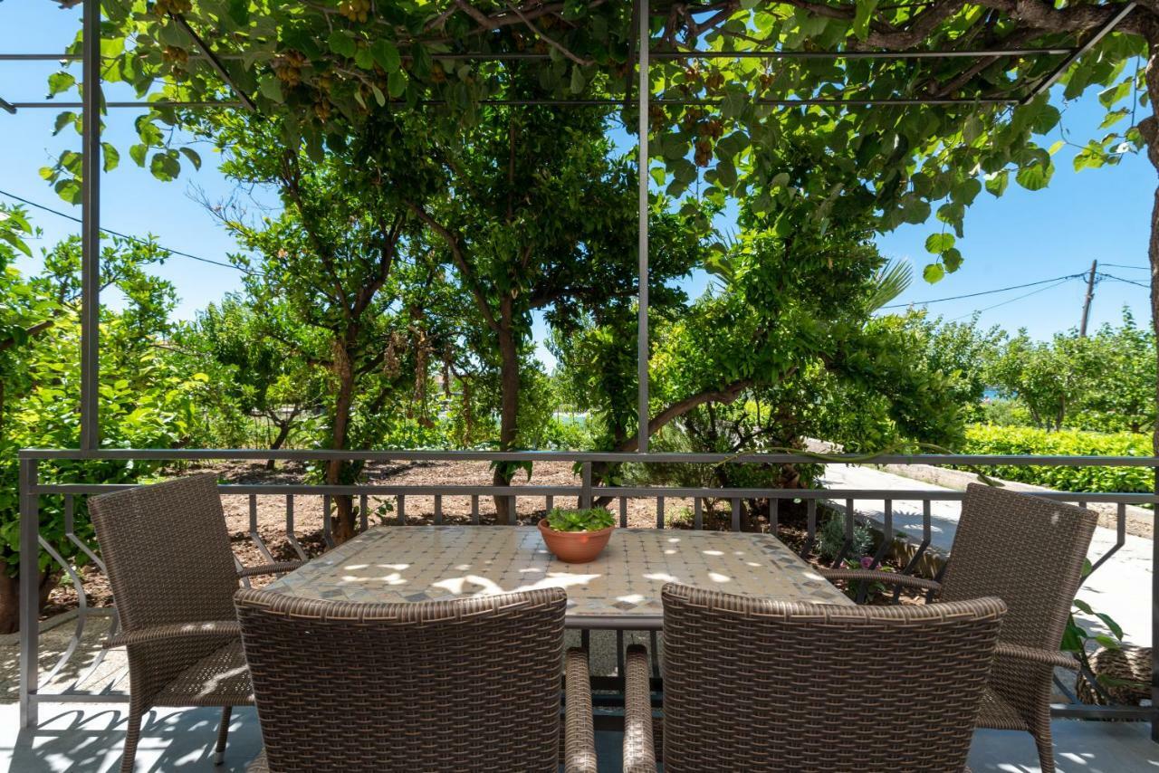 Kiwi Apartment Trogir Exterior photo