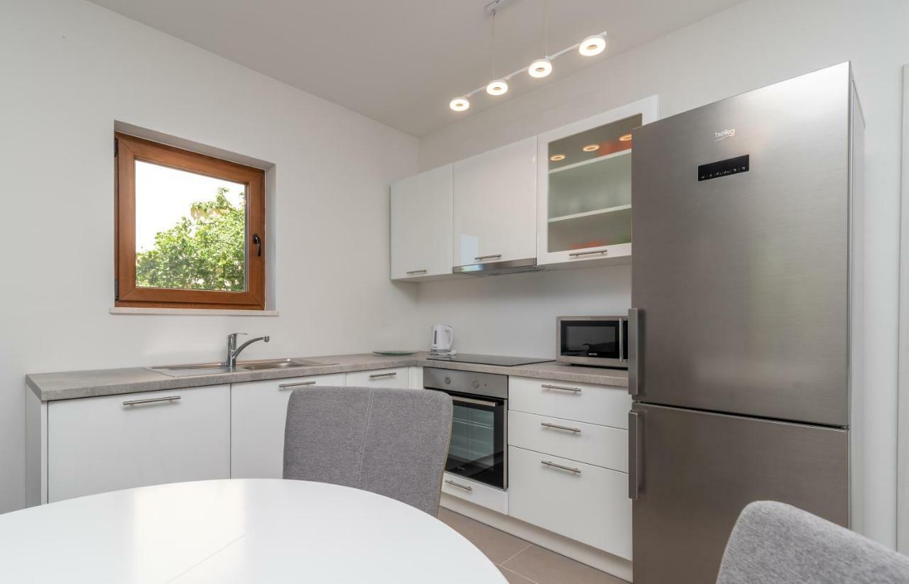 Kiwi Apartment Trogir Exterior photo